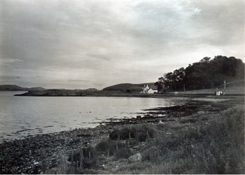Ballochmartin Bay looking south.