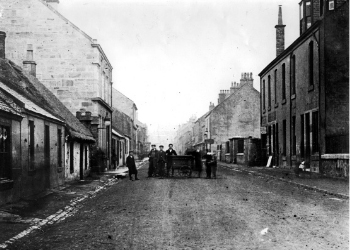 New Road Cemetery gates from the west c.1905.