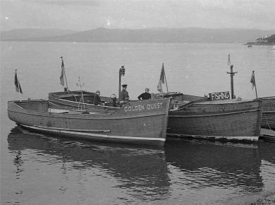The motor boats of Harry Hart.