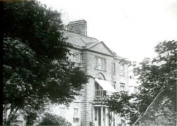 Kerelaw Mansion House demolished to make space for a school for Glasgow children.